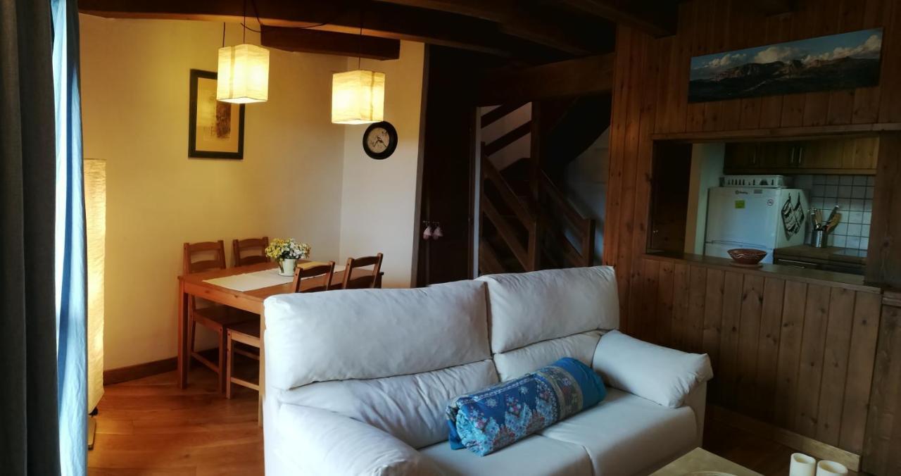 Coqueto Apartamento Duplex En Roda de Isábena מראה חיצוני תמונה