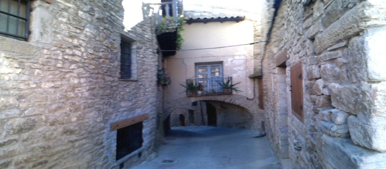 Coqueto Apartamento Duplex En Roda de Isábena מראה חיצוני תמונה